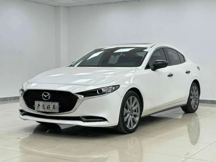 Mazda Axela (Mazda3)  из Китая