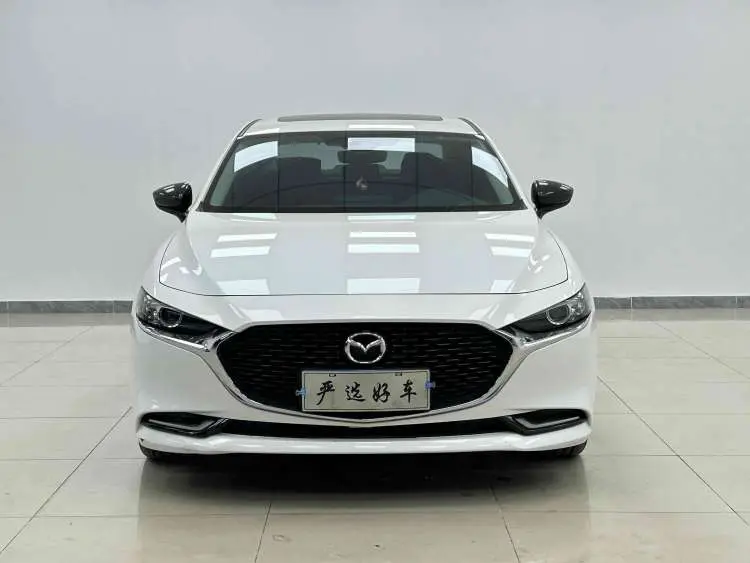 Mazda Axela (Mazda3)  из Китая