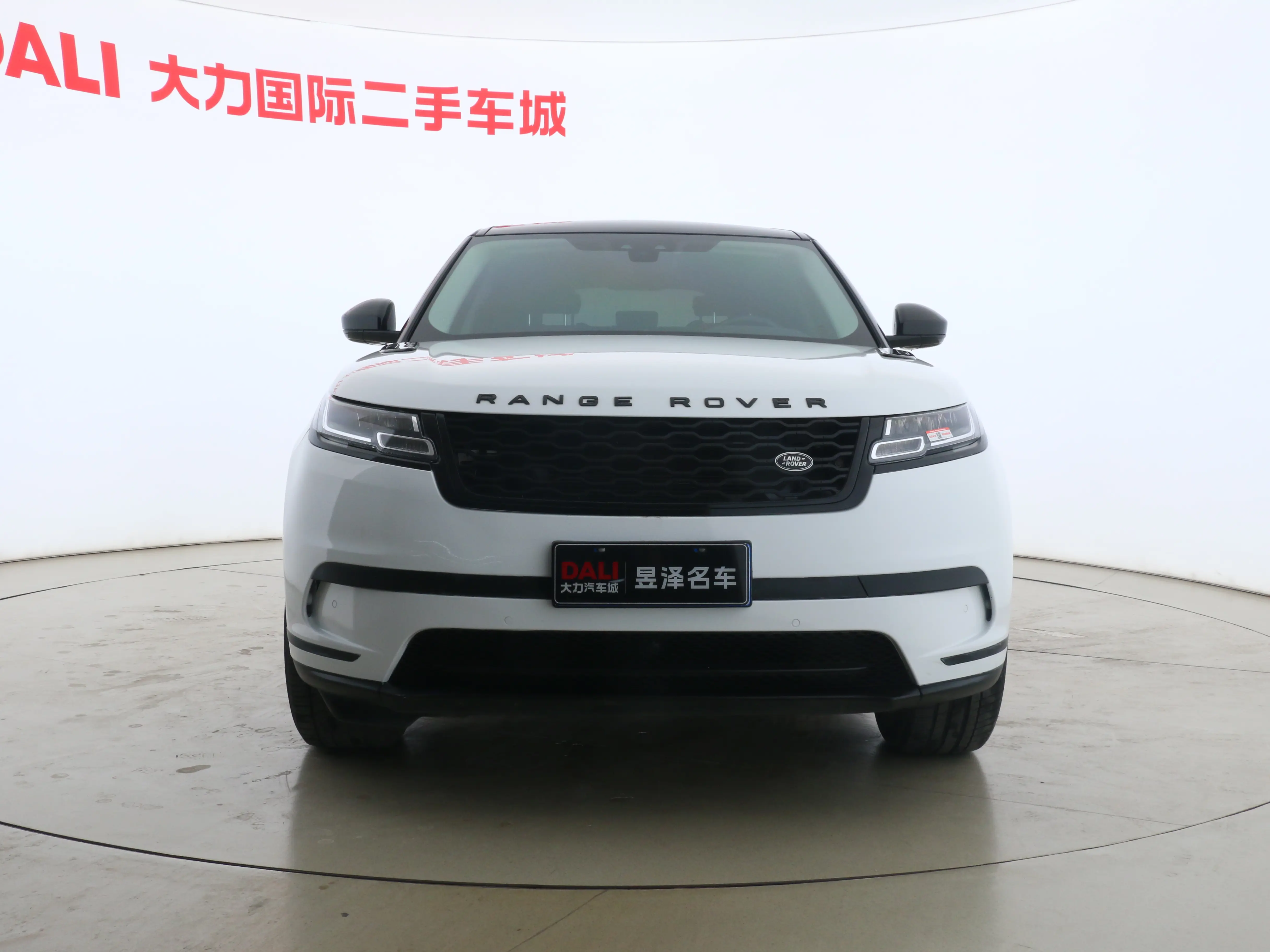 Land Rover Range Rover Velar  из Китая