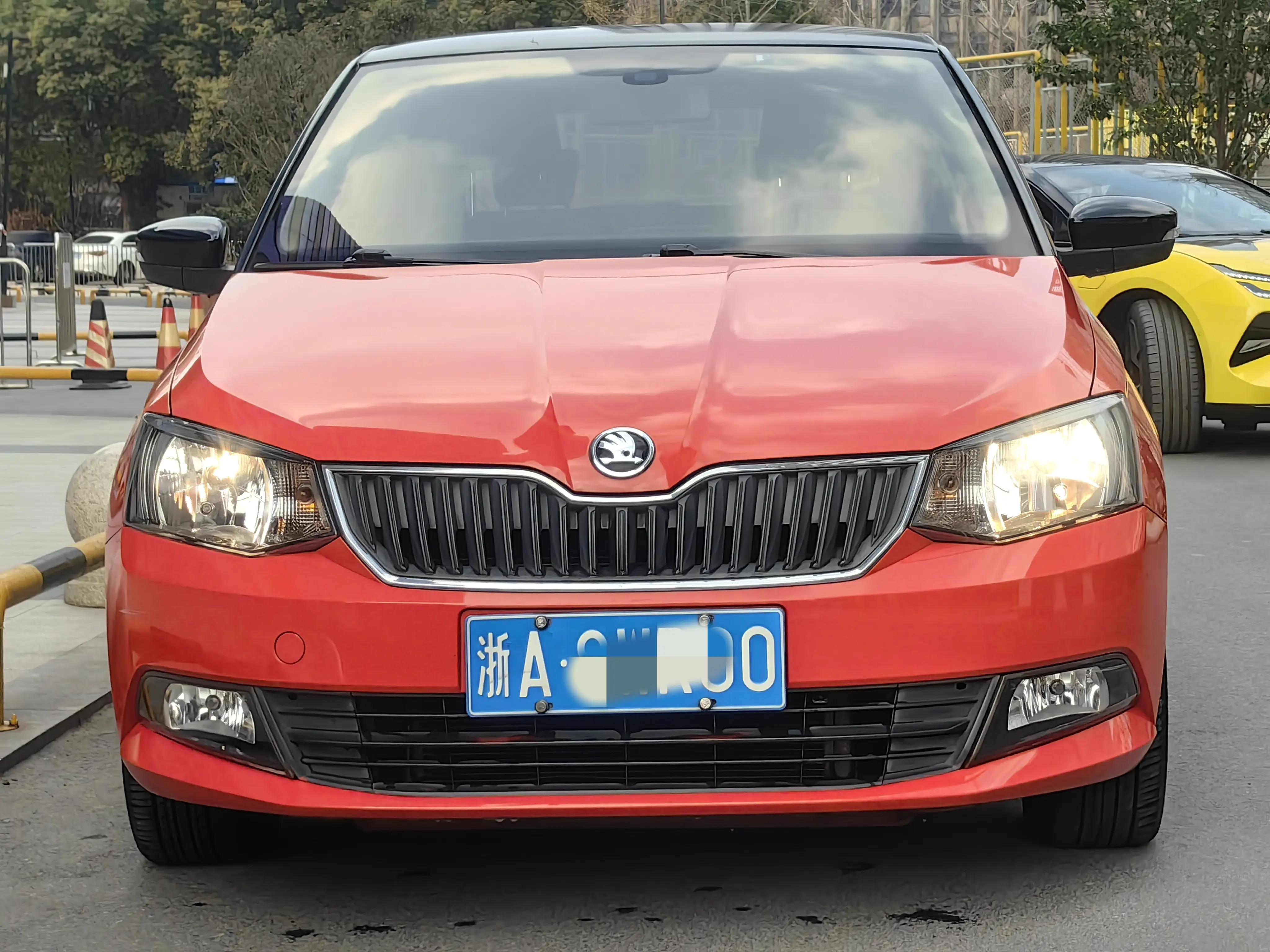 Skoda Jing Rui  из Китая