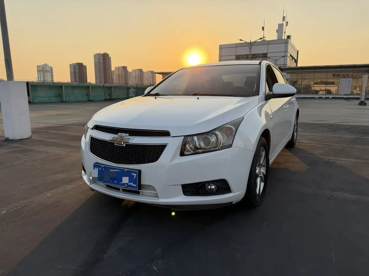 Chevrolet Monza (Cruze)  из Китая