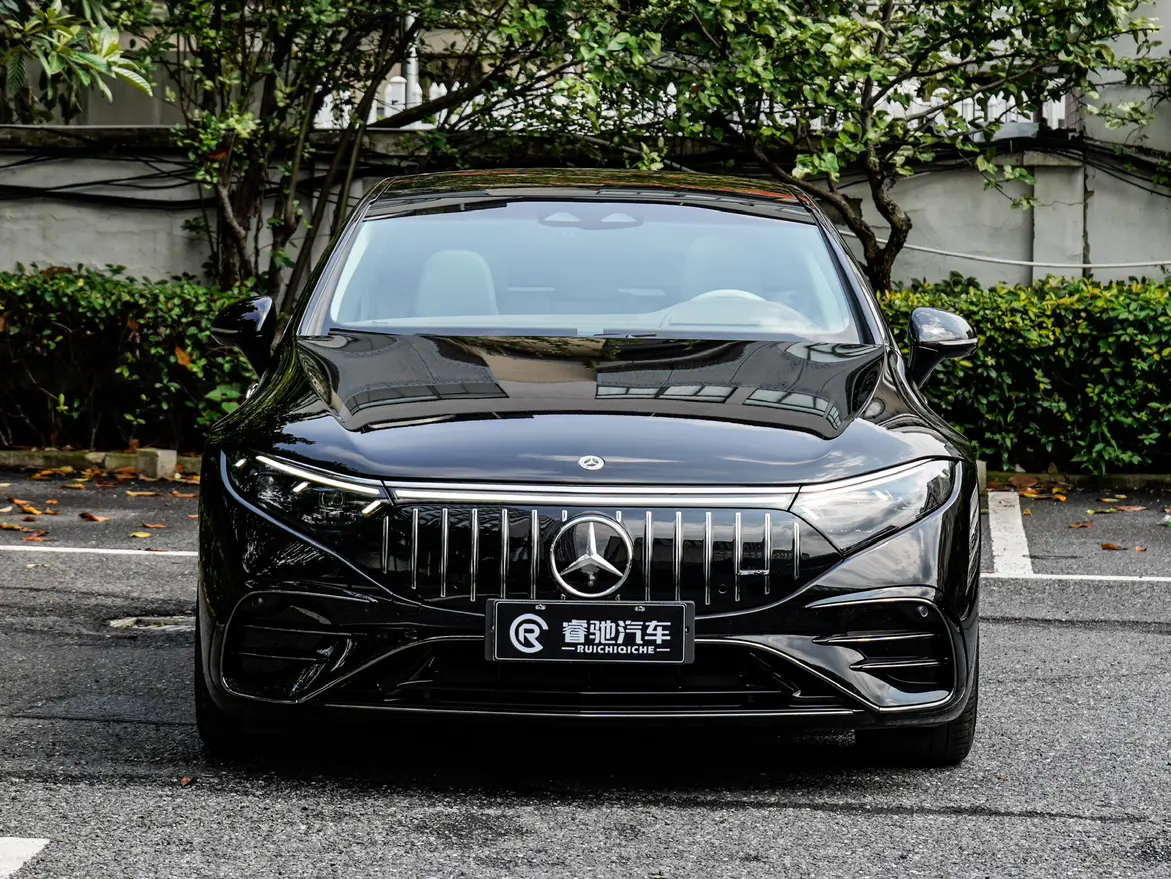 Mercedes-Benz EQS AMG  из Китая