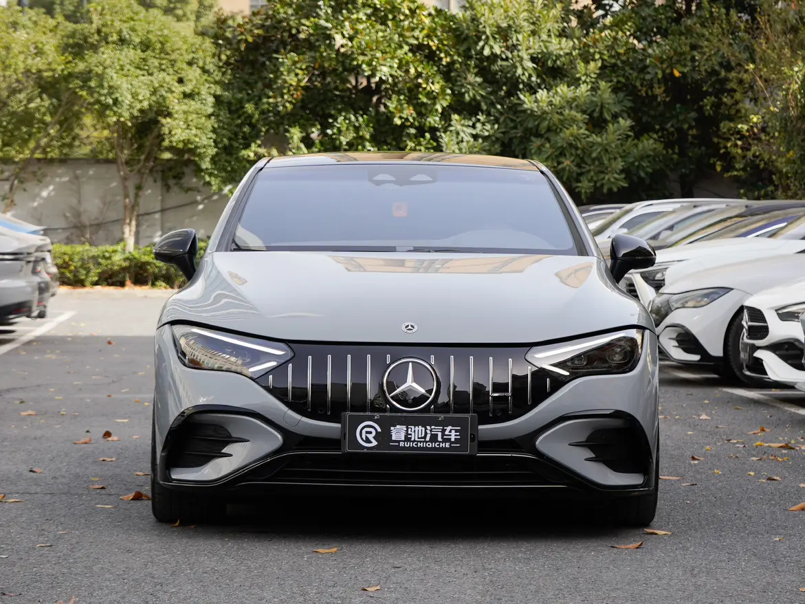 Mercedes-Benz EQE AMG  из Китая