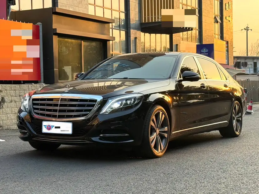 Mercedes-Benz Maybach S-Class  из Китая