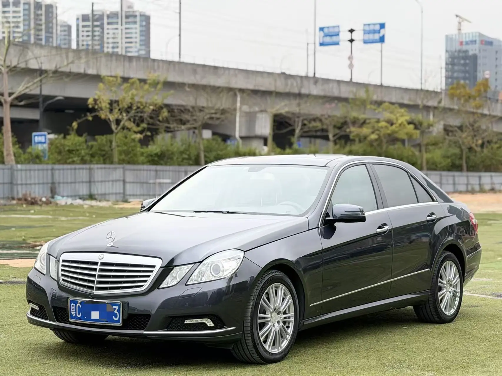 Mercedes-Benz E-Class  из Китая