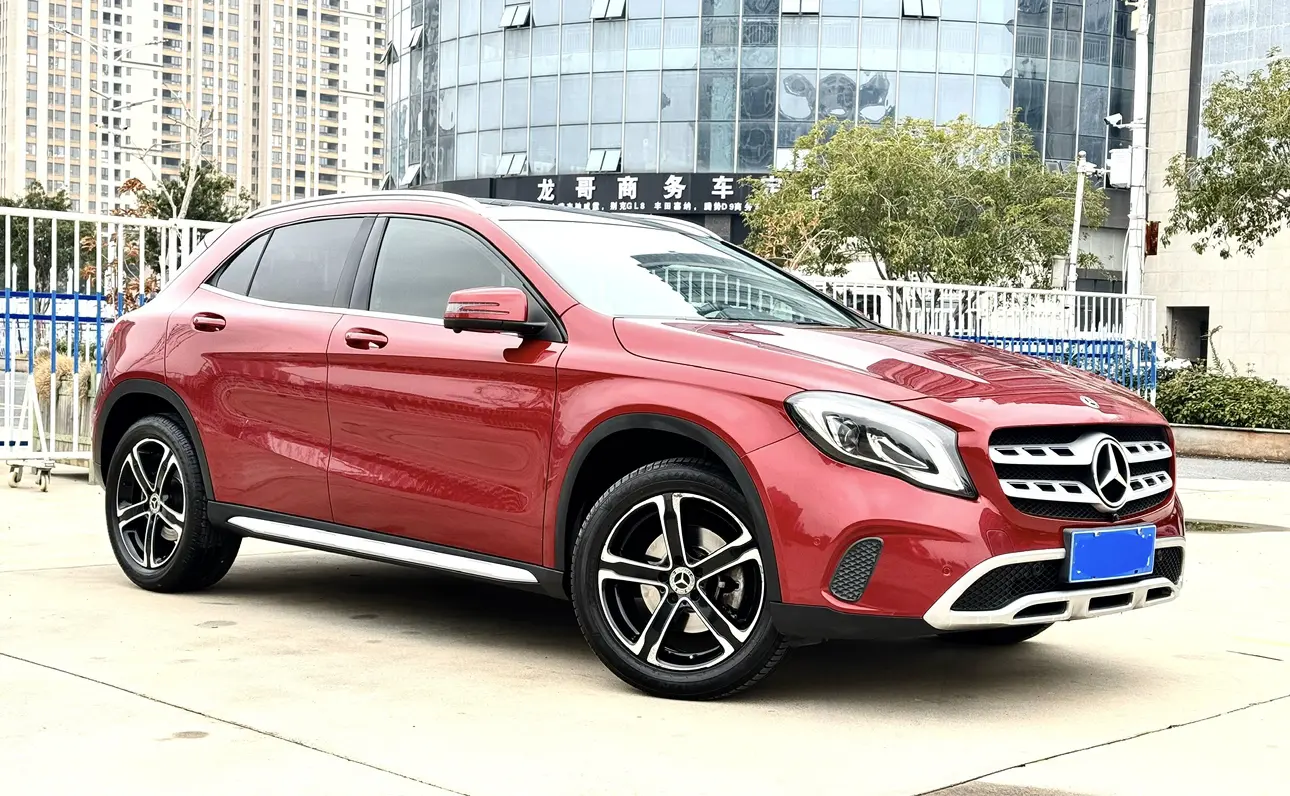 Mercedes-Benz GLA  из Китая