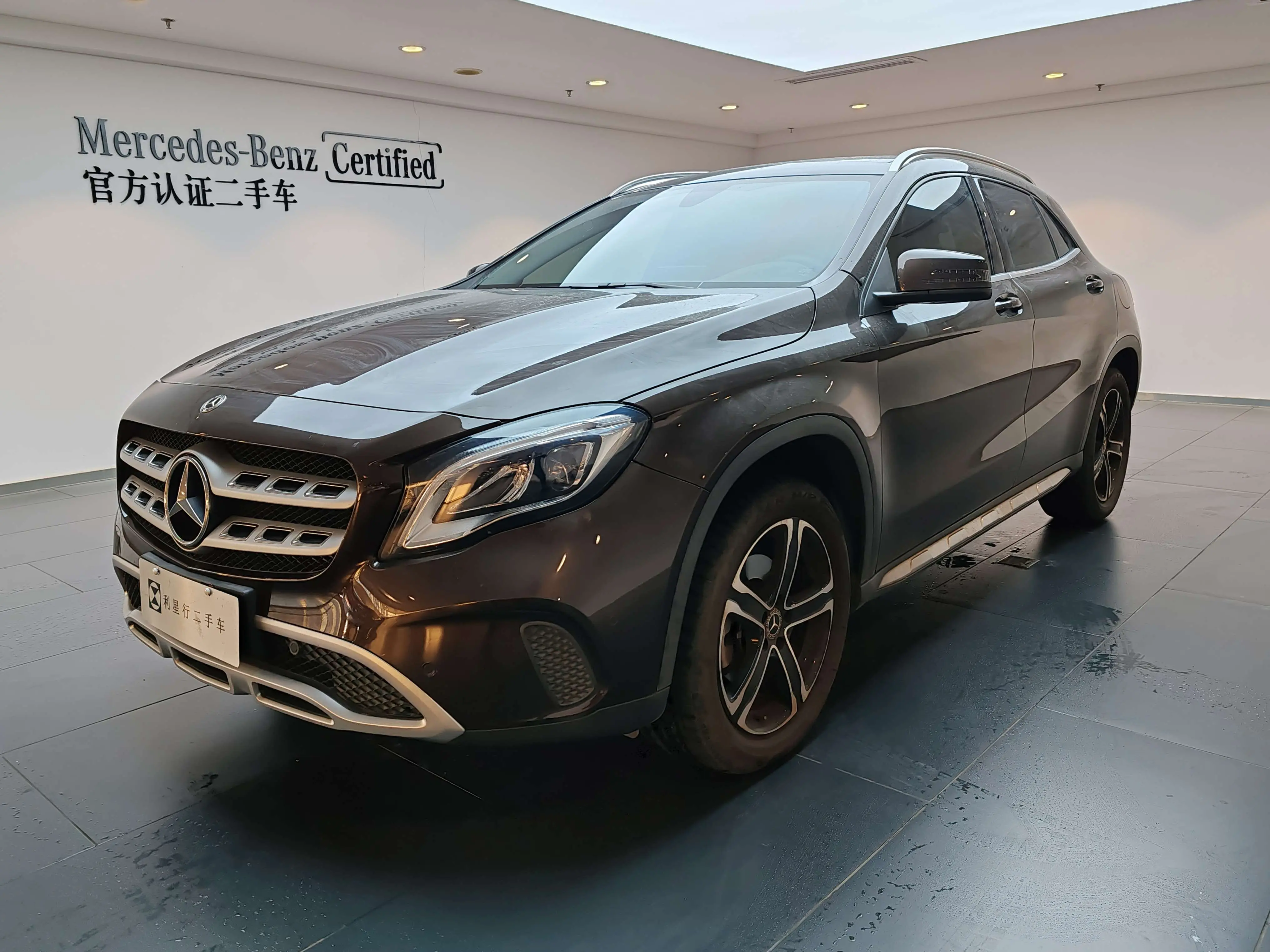 Mercedes-Benz GLA  из Китая