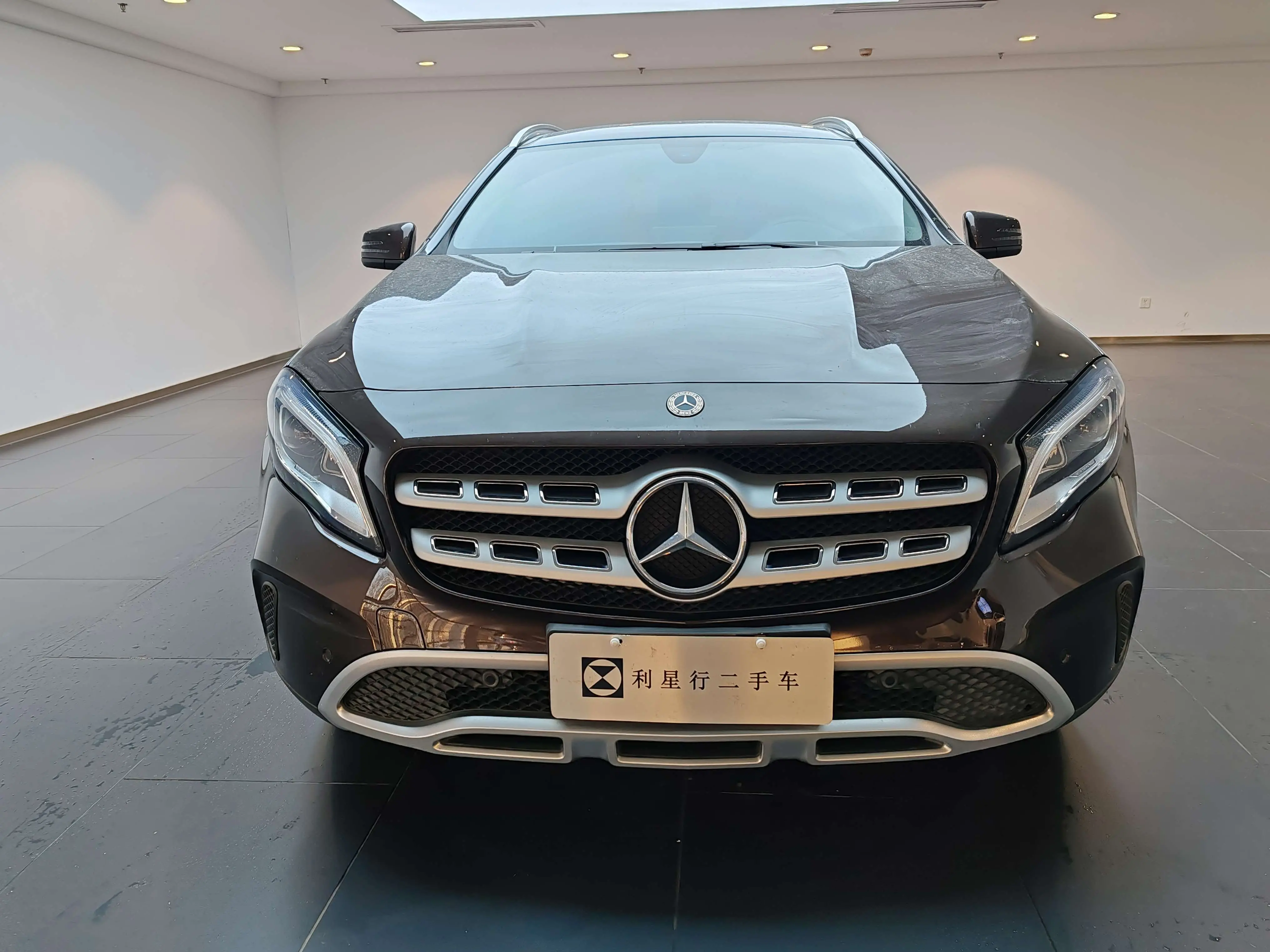 Mercedes-Benz GLA  из Китая