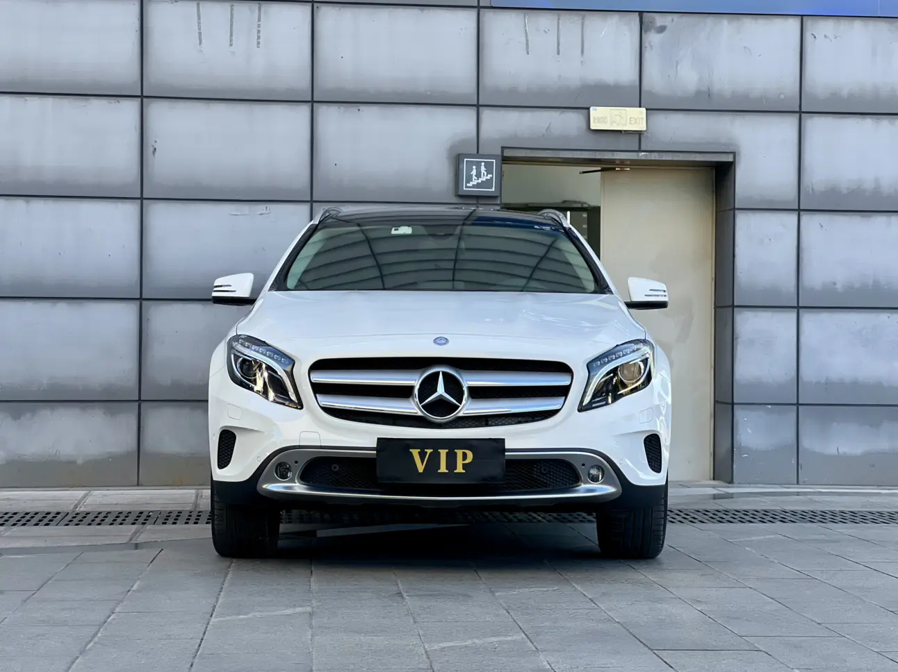 Mercedes-Benz GLA  из Китая