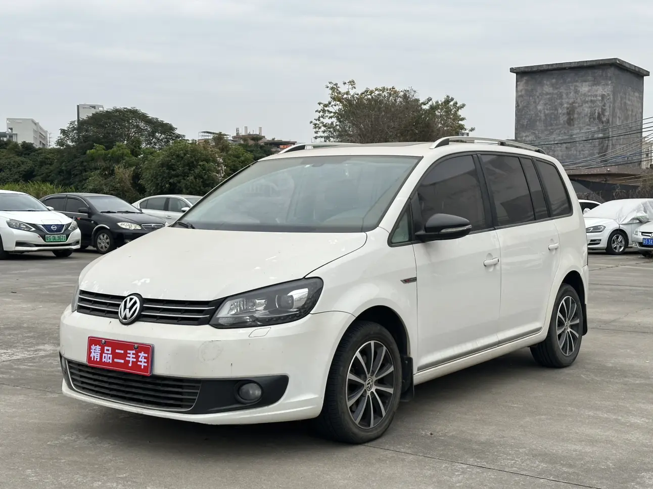 Volkswagen Touran  из Китая