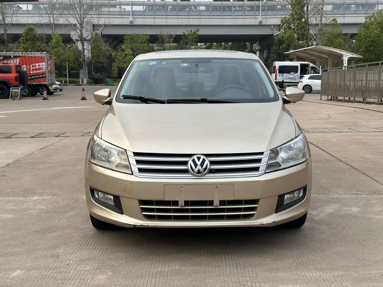 Volkswagen Santana  из Китая