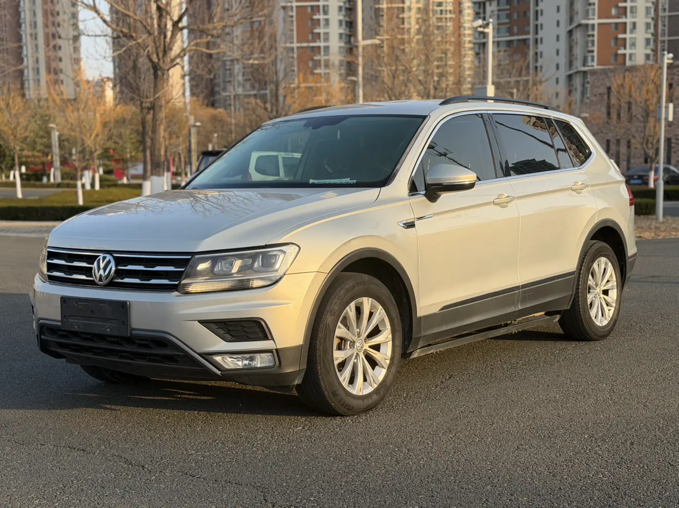 Volkswagen Tiguan L  из Китая