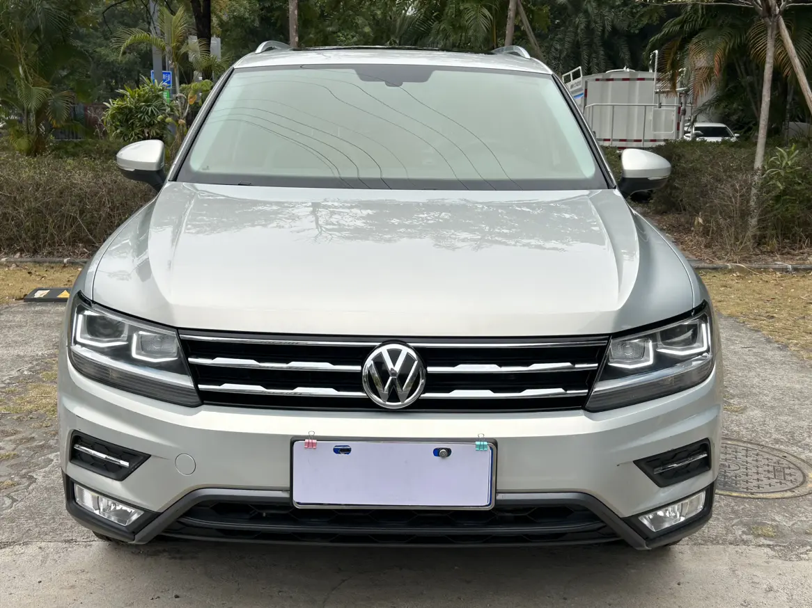 Volkswagen Tiguan L  из Китая