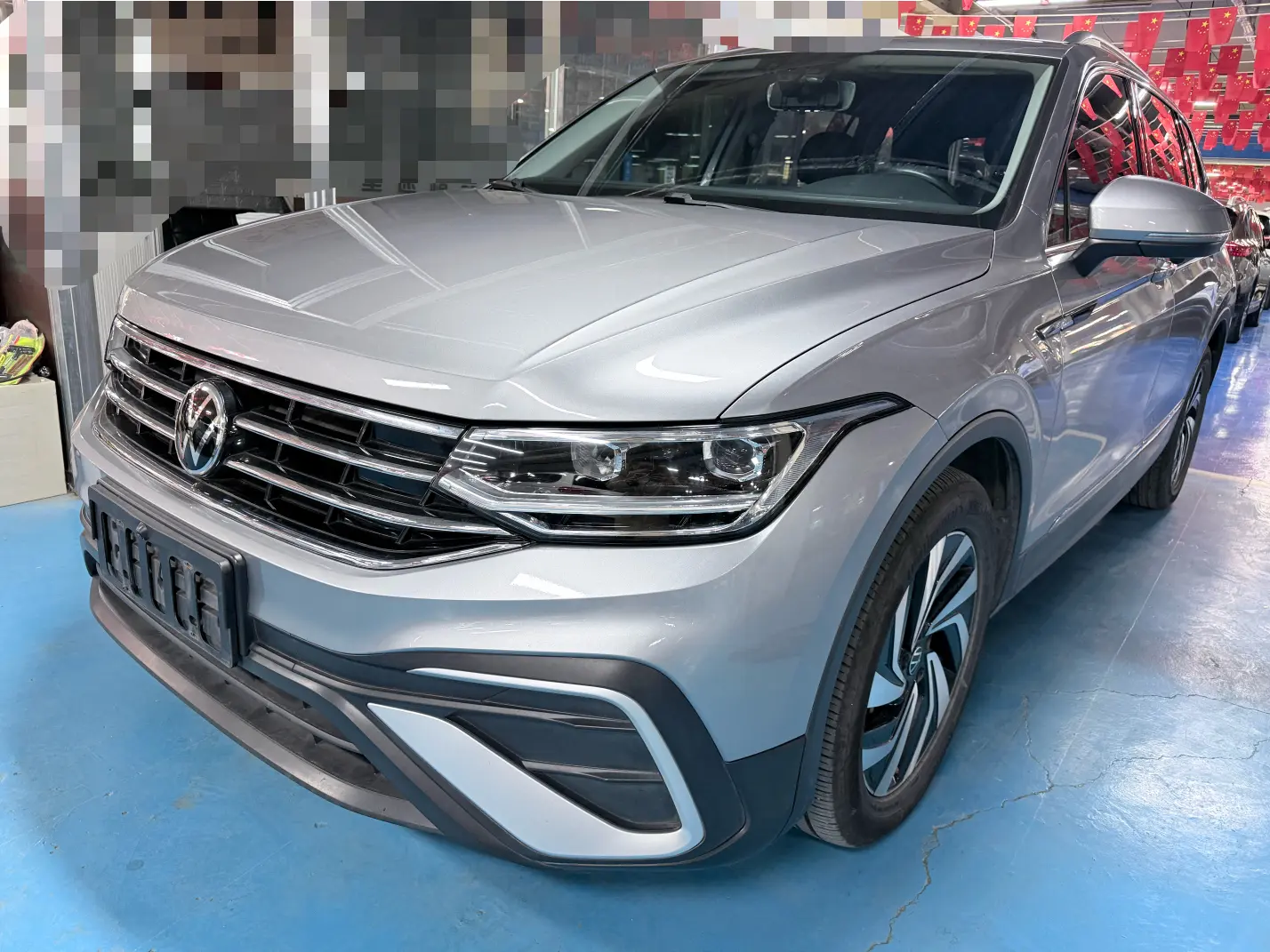 Volkswagen Tiguan L  из Китая