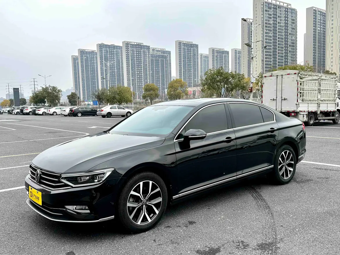 Volkswagen Magotan  из Китая