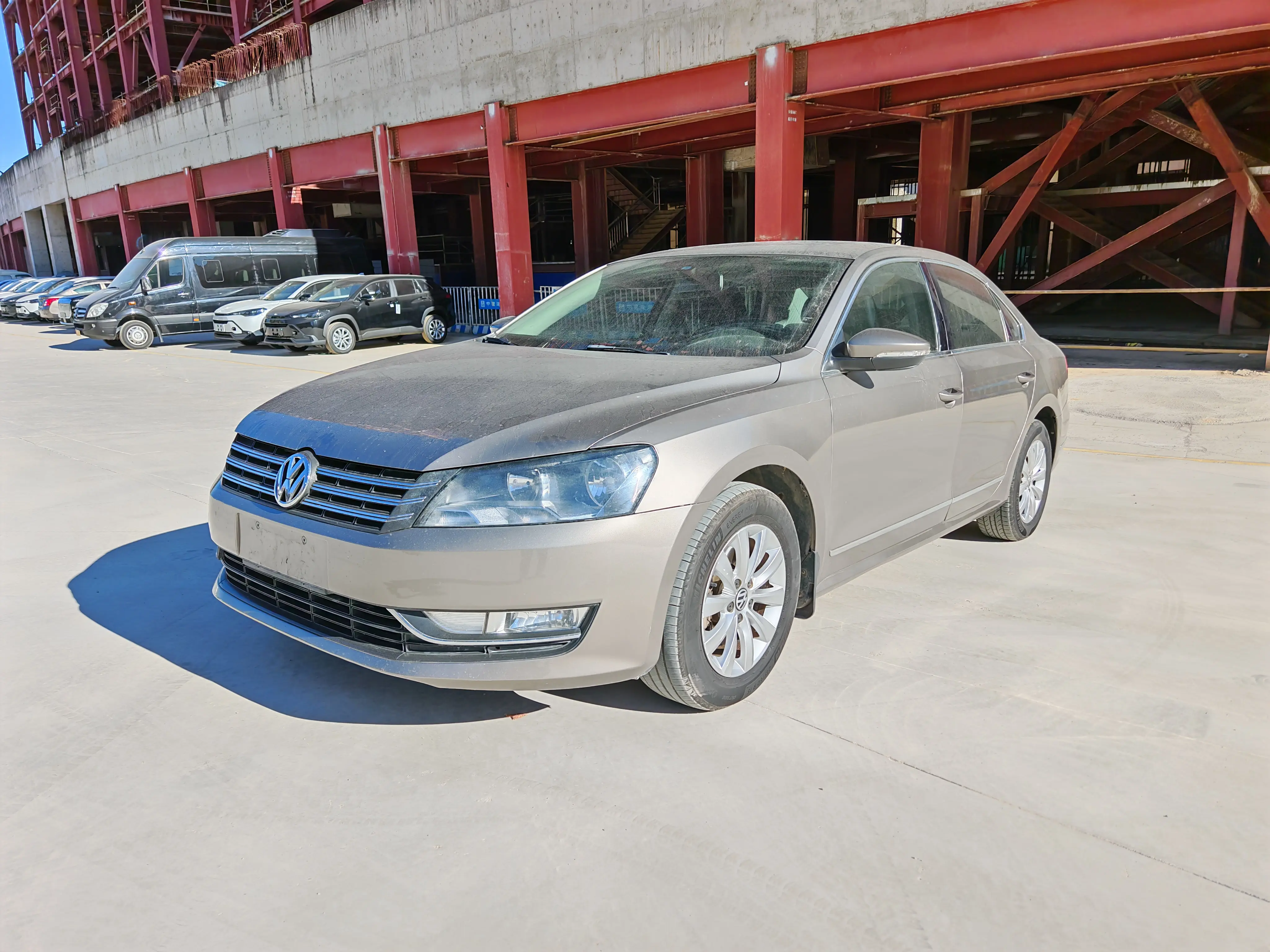 Volkswagen Passat  из Китая