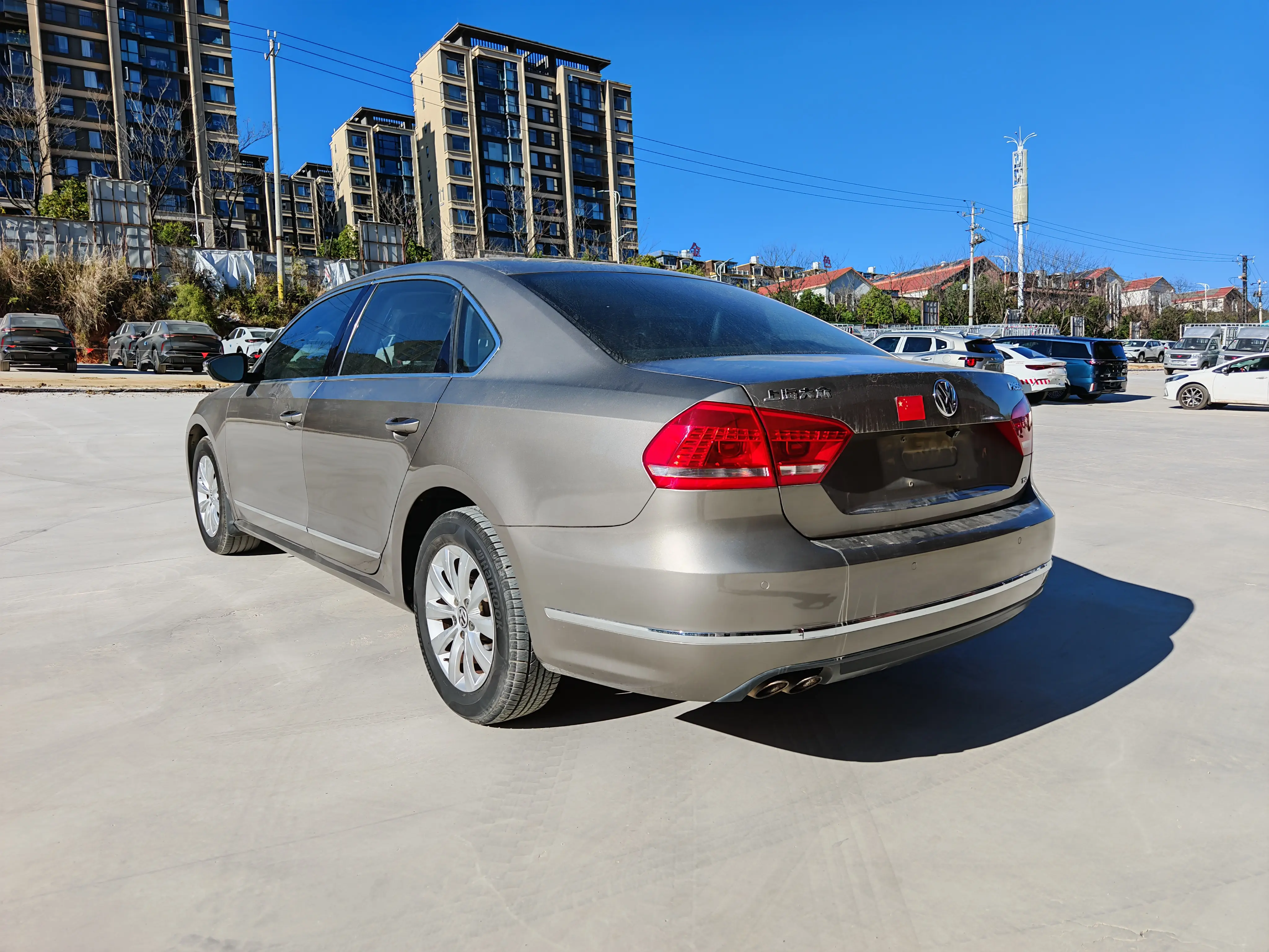 Volkswagen Passat  из Китая