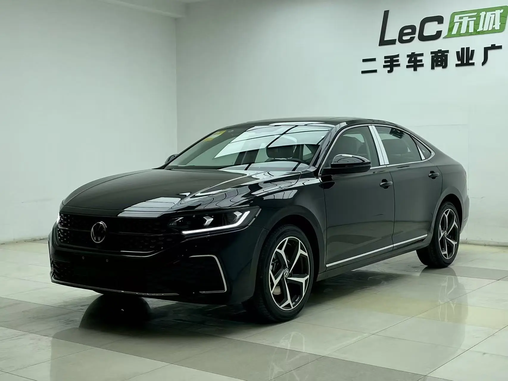 Volkswagen Passat  из Китая