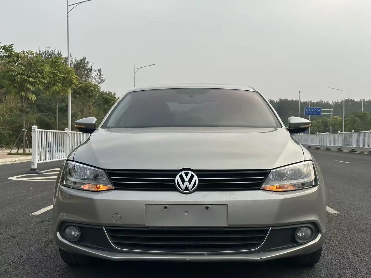 Volkswagen Sagitar  из Китая