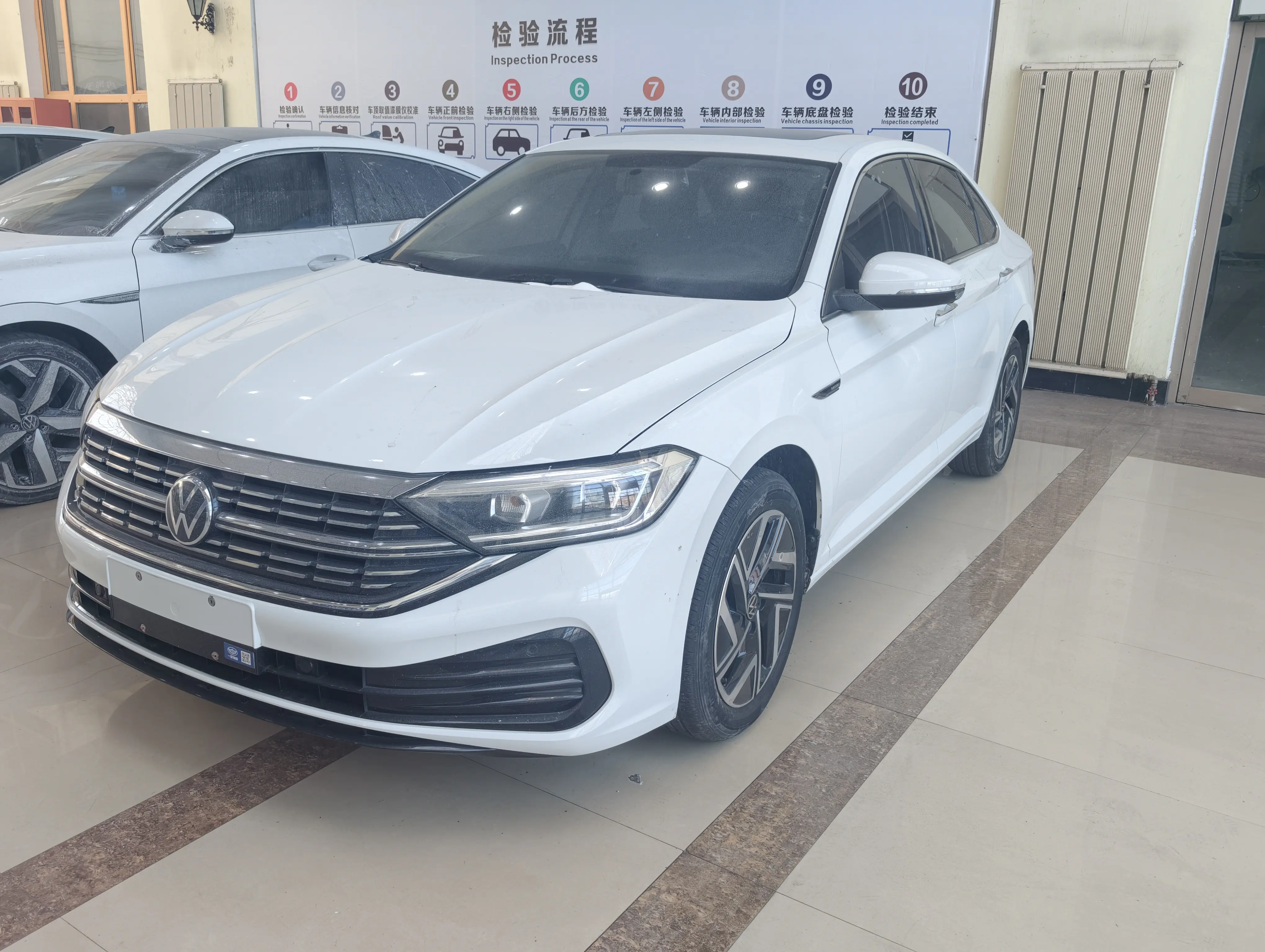 Volkswagen Sagitar  из Китая