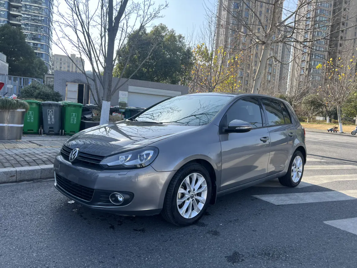 Volkswagen Golf  из Китая
