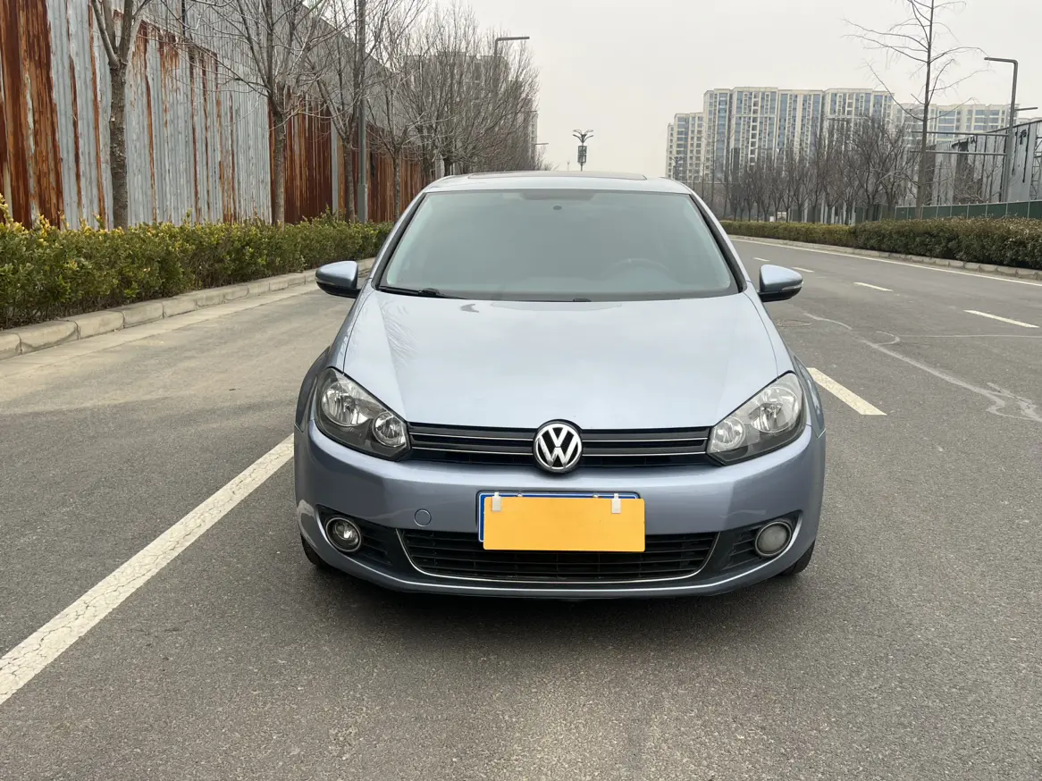 Volkswagen Golf  из Китая