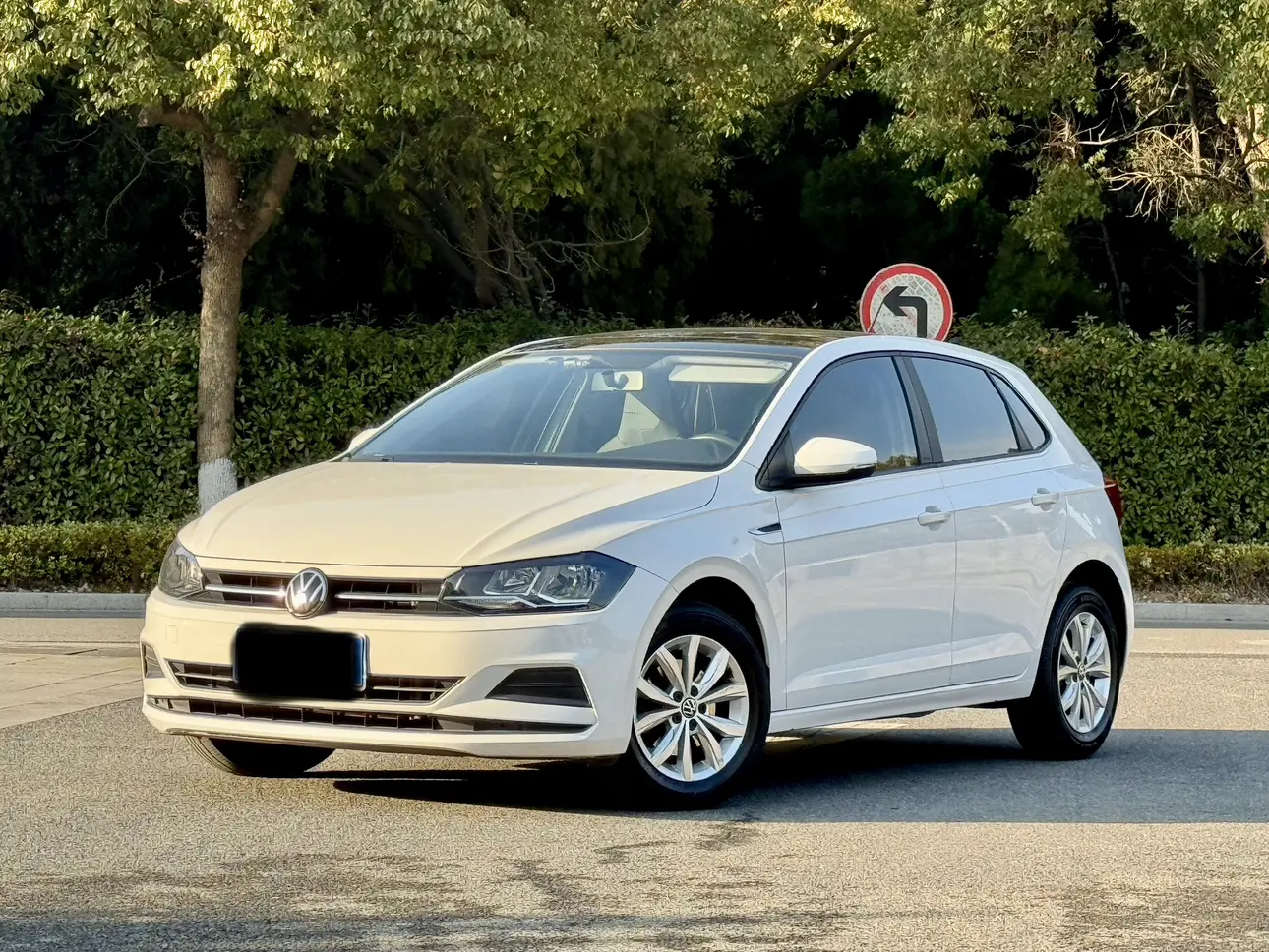 Volkswagen Polo  из Китая