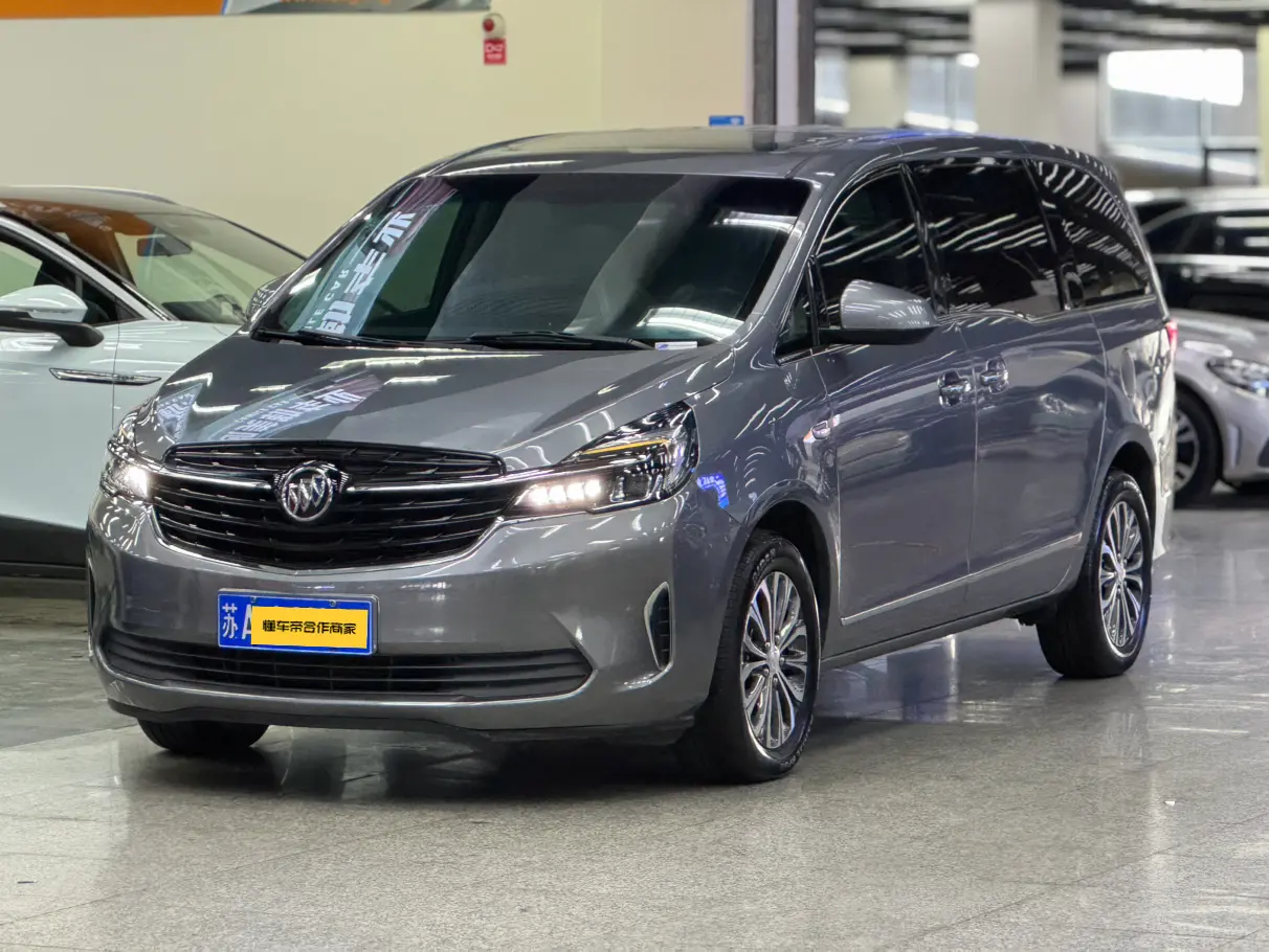 Buick GL8  из Китая