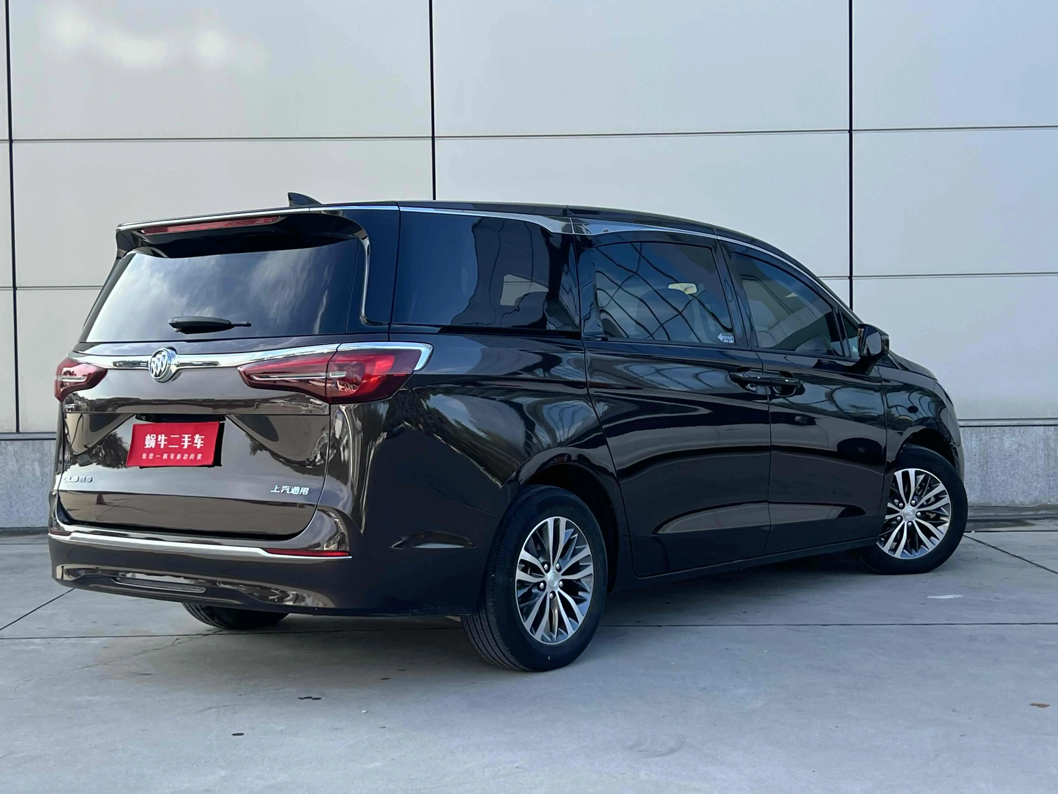 Buick GL8  из Китая