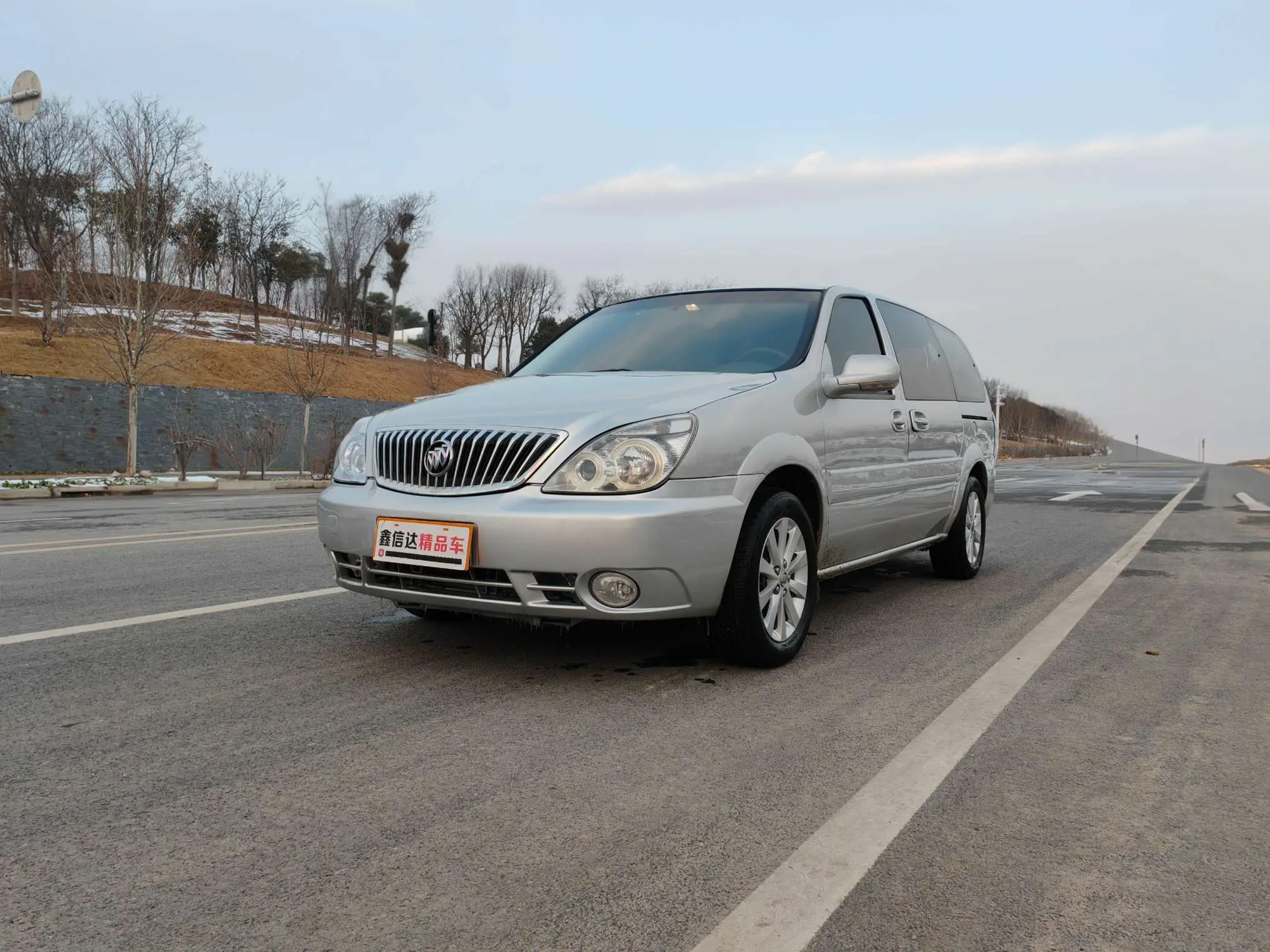 Buick GL8  из Китая