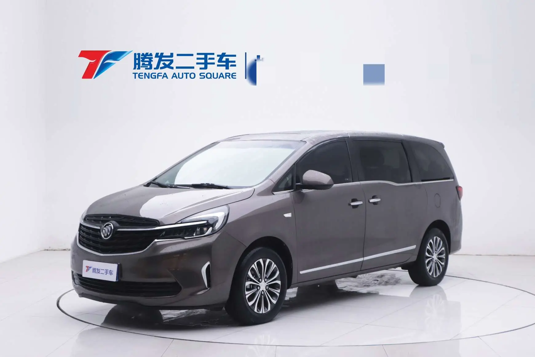 Buick GL8  из Китая