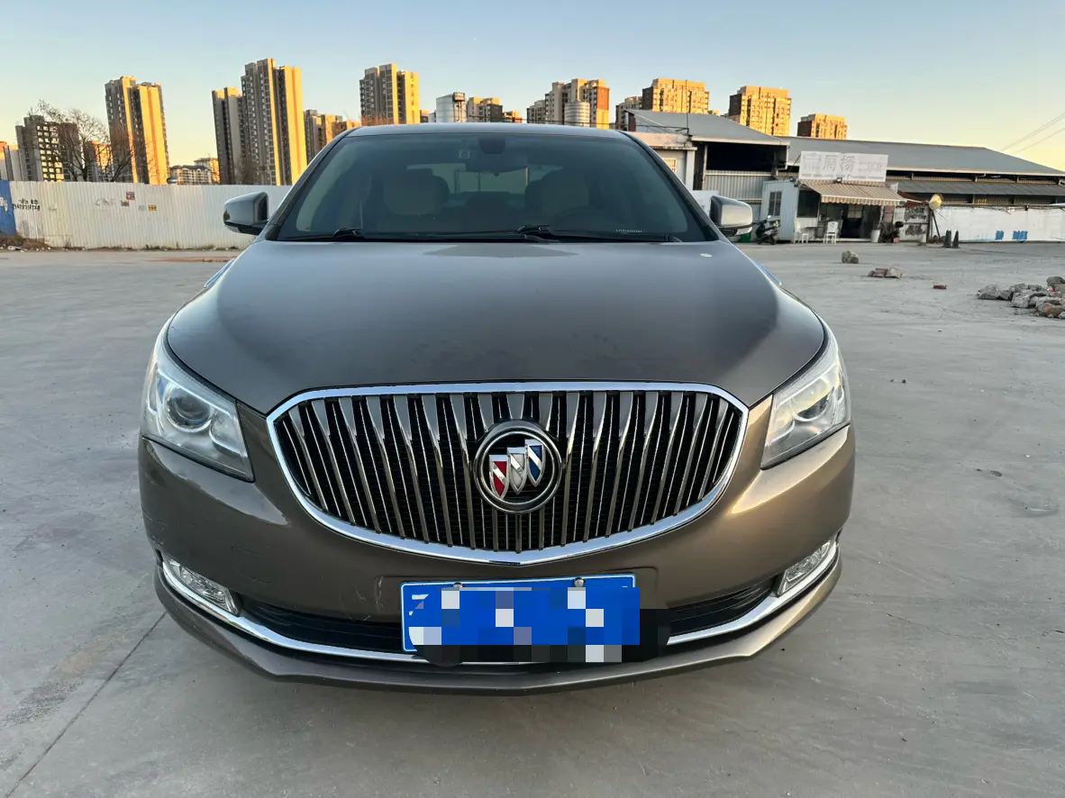 Buick LaCrosse  из Китая