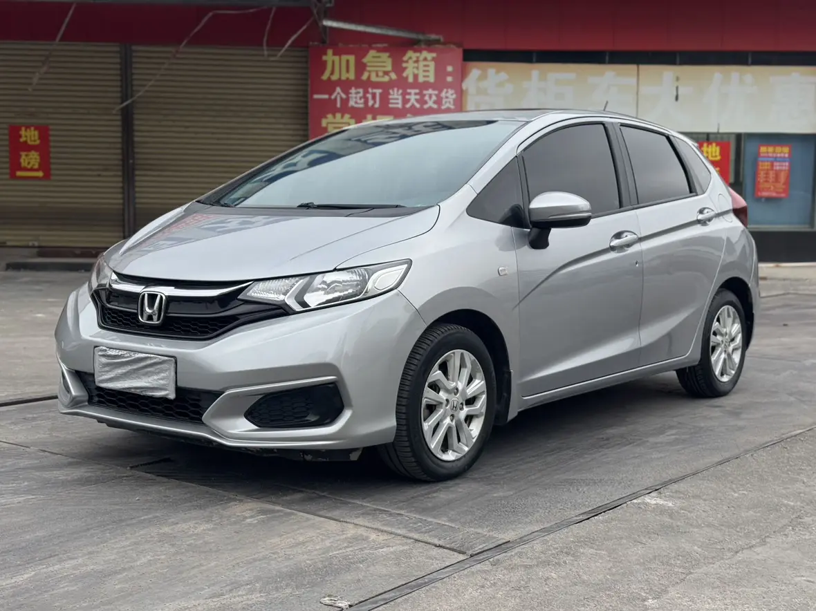 Honda Fit  из Китая