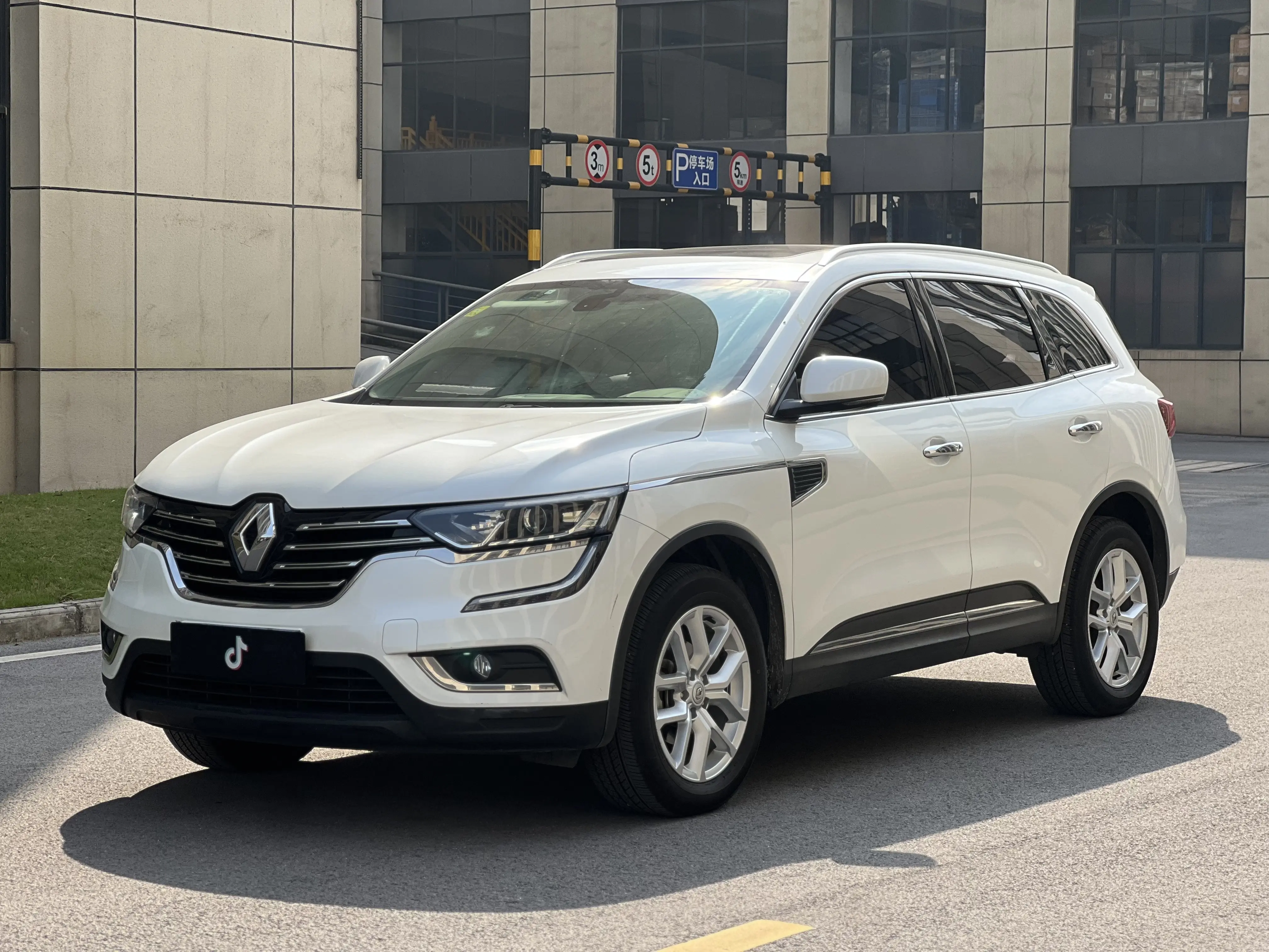 Renault Koleos  из Китая