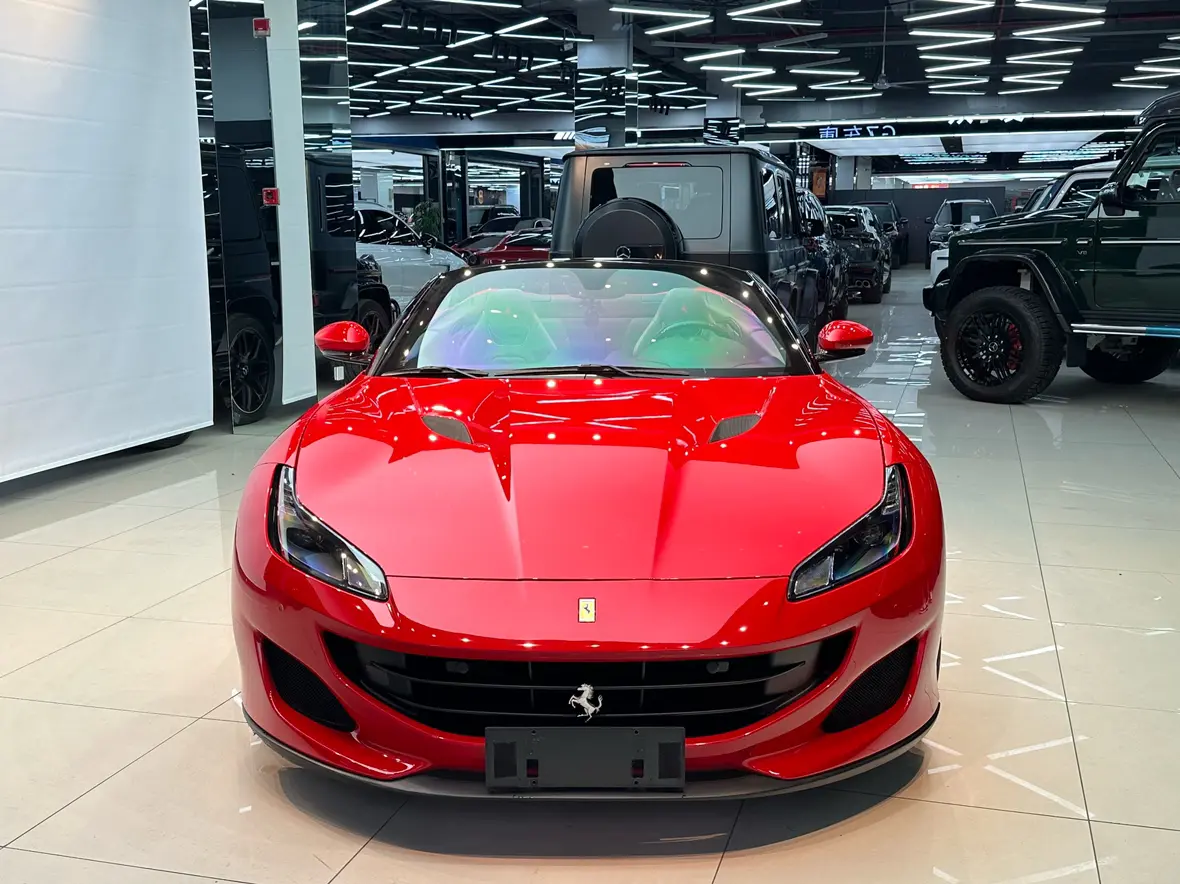 Ferrari Portofino  из Китая