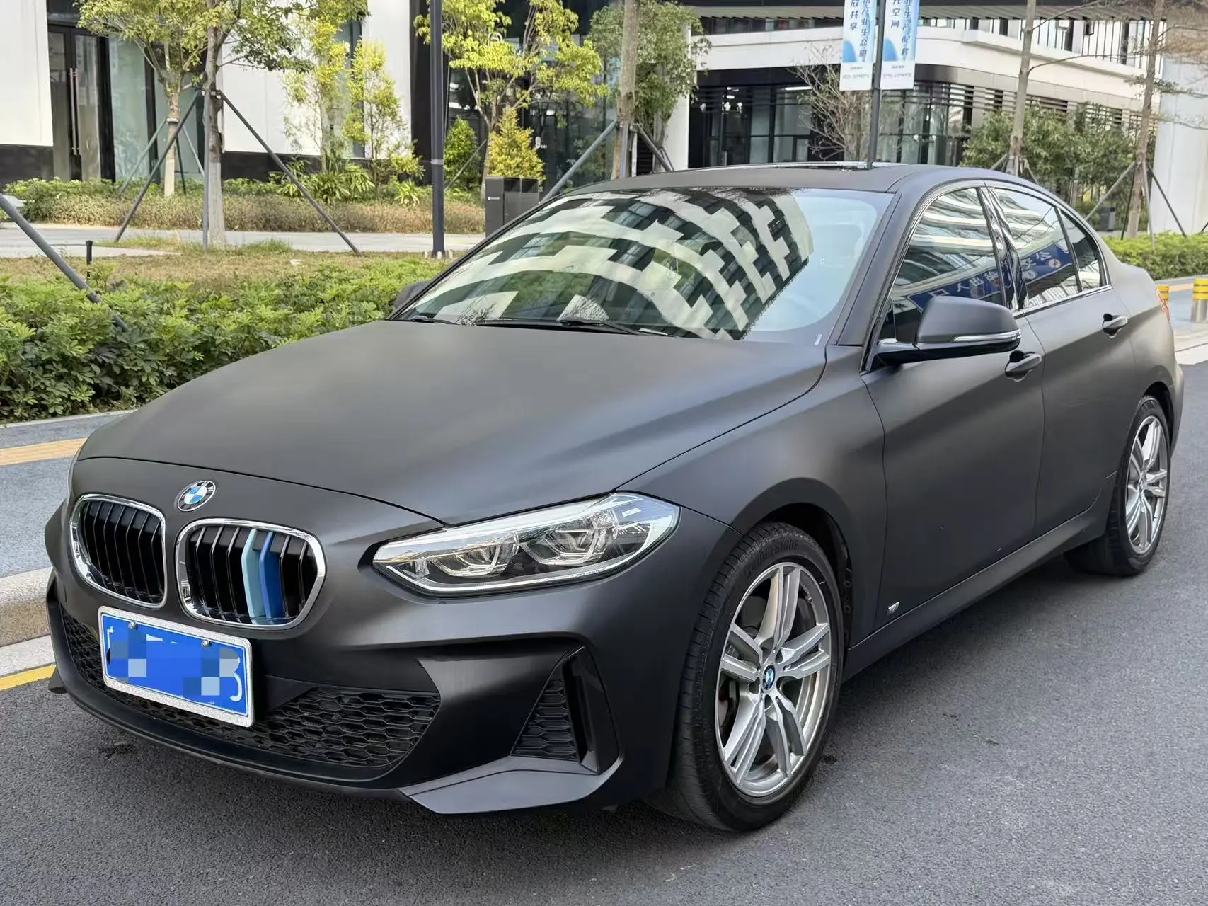 BMW 1 Series  из Китая