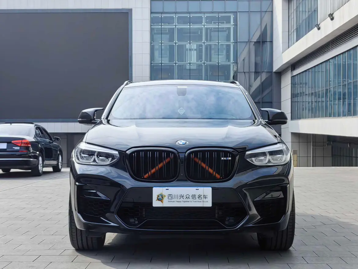 BMW X4 M  из Китая