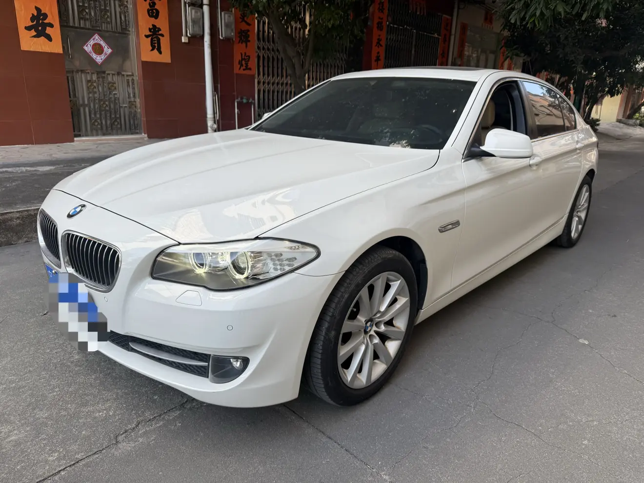 BMW 5 Series  из Китая
