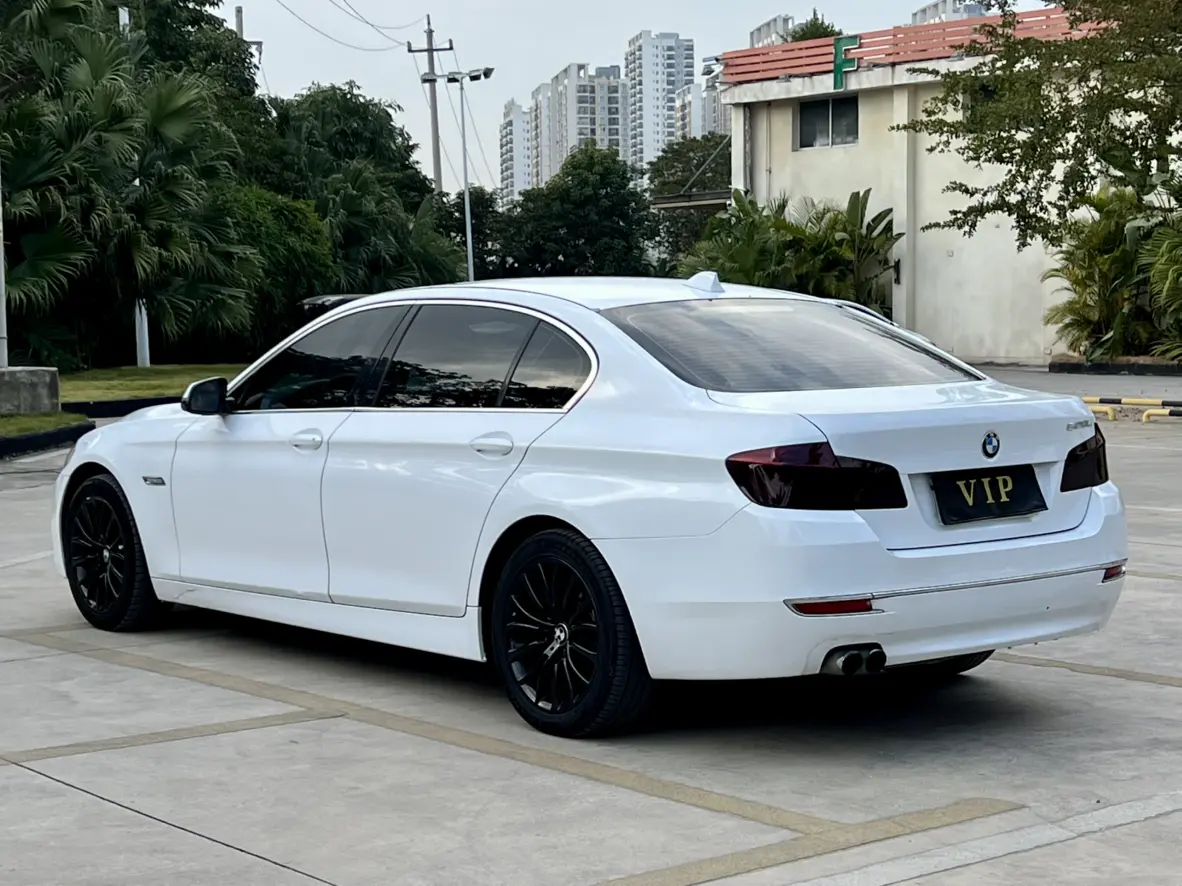 BMW 5 Series  из Китая