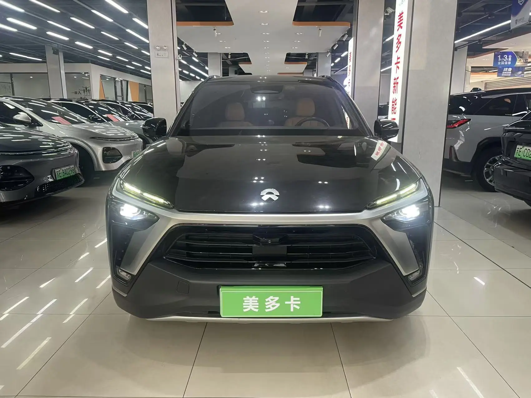 NIO ES8  из Китая