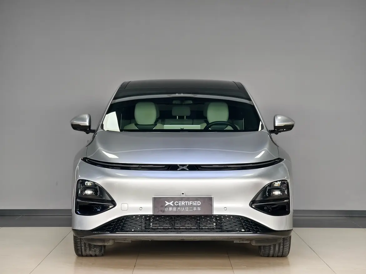 Xpeng G6  из Китая