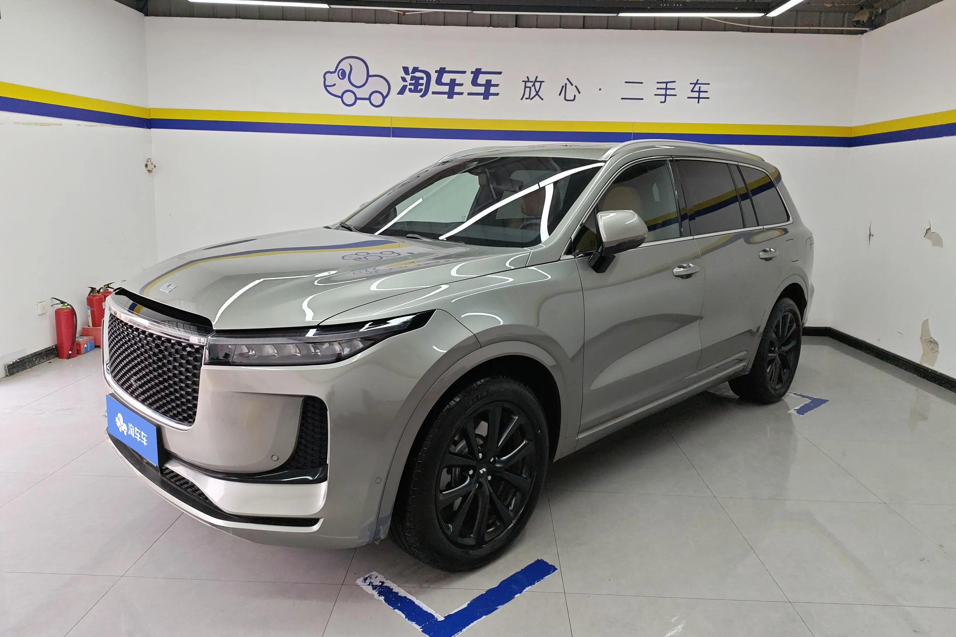 Li ONE (Ideal ONE)  из Китая