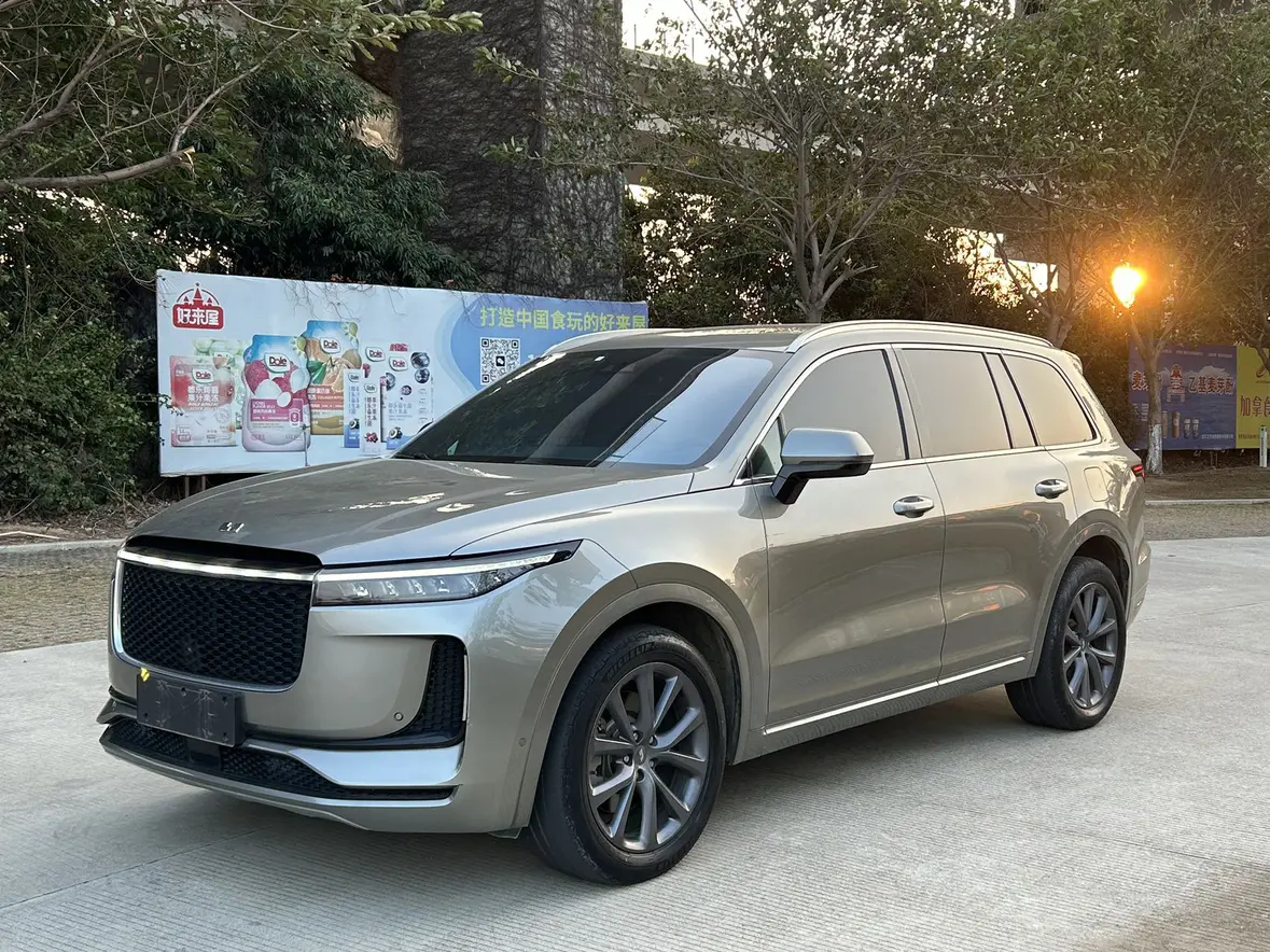 Li ONE (Ideal ONE)  из Китая