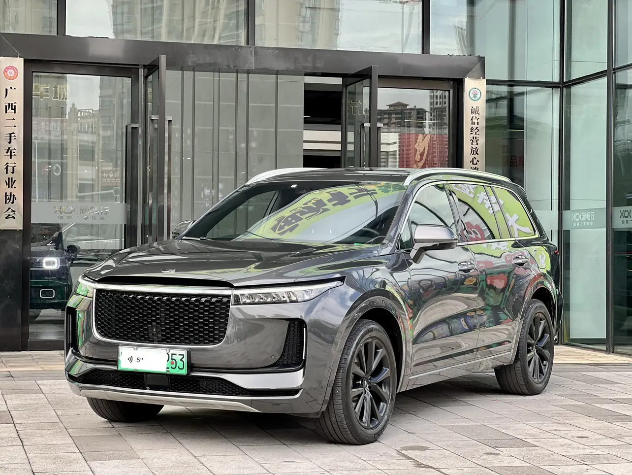 Li ONE (Ideal ONE)  из Китая