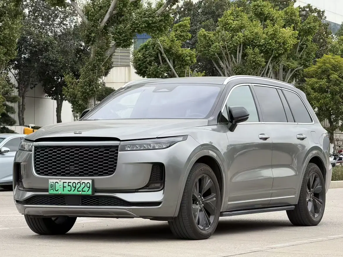 Li ONE (Ideal ONE)  из Китая