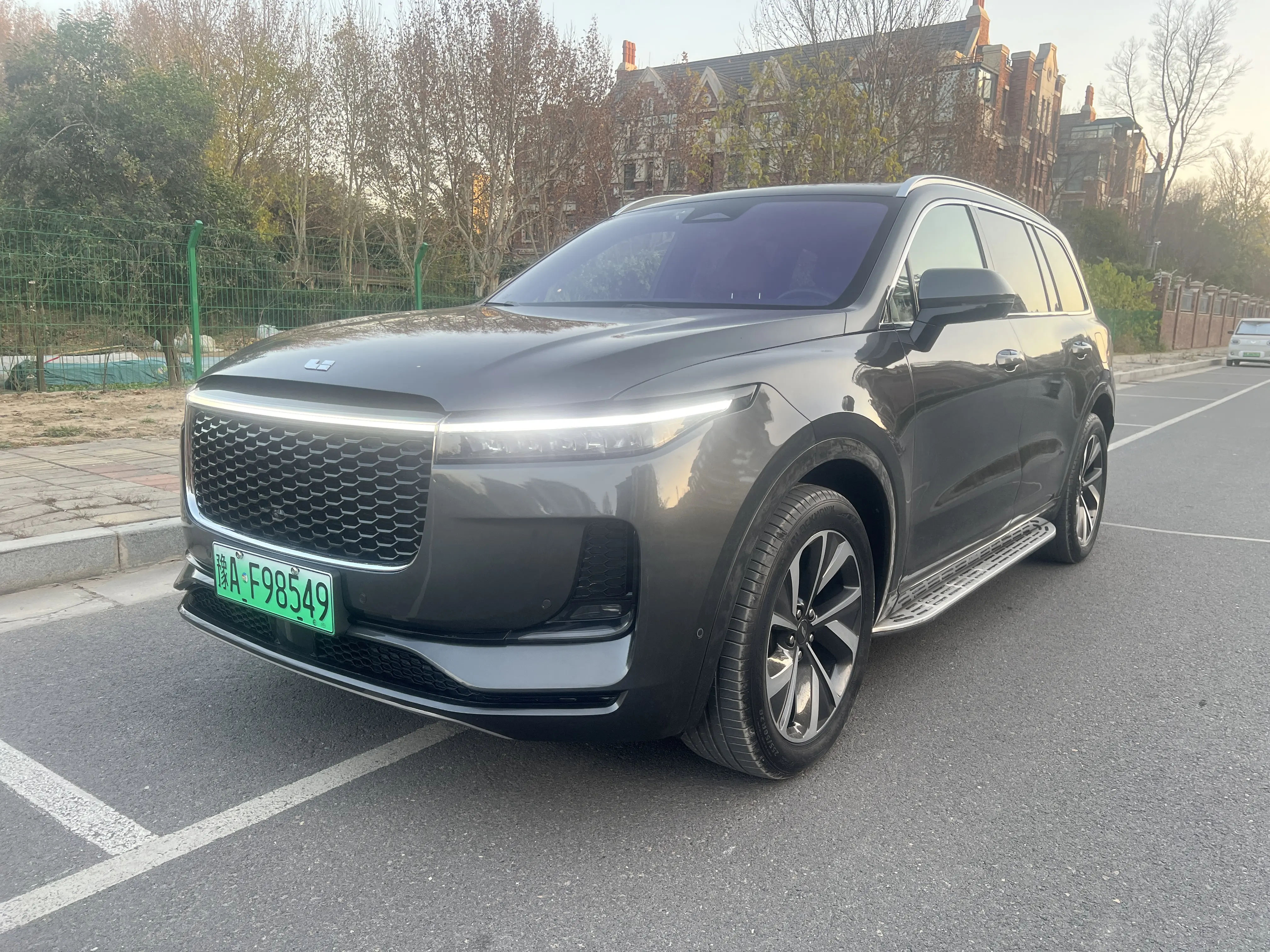 Li ONE (Ideal ONE)  из Китая