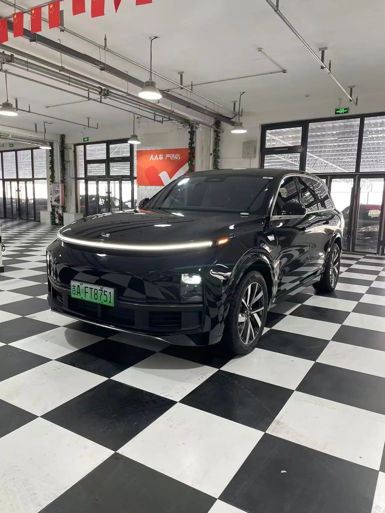 Li L8 (Ideal L8)  из Китая