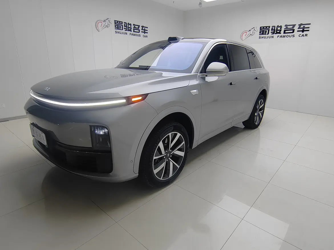 Li L7 (Ideal L7)  из Китая