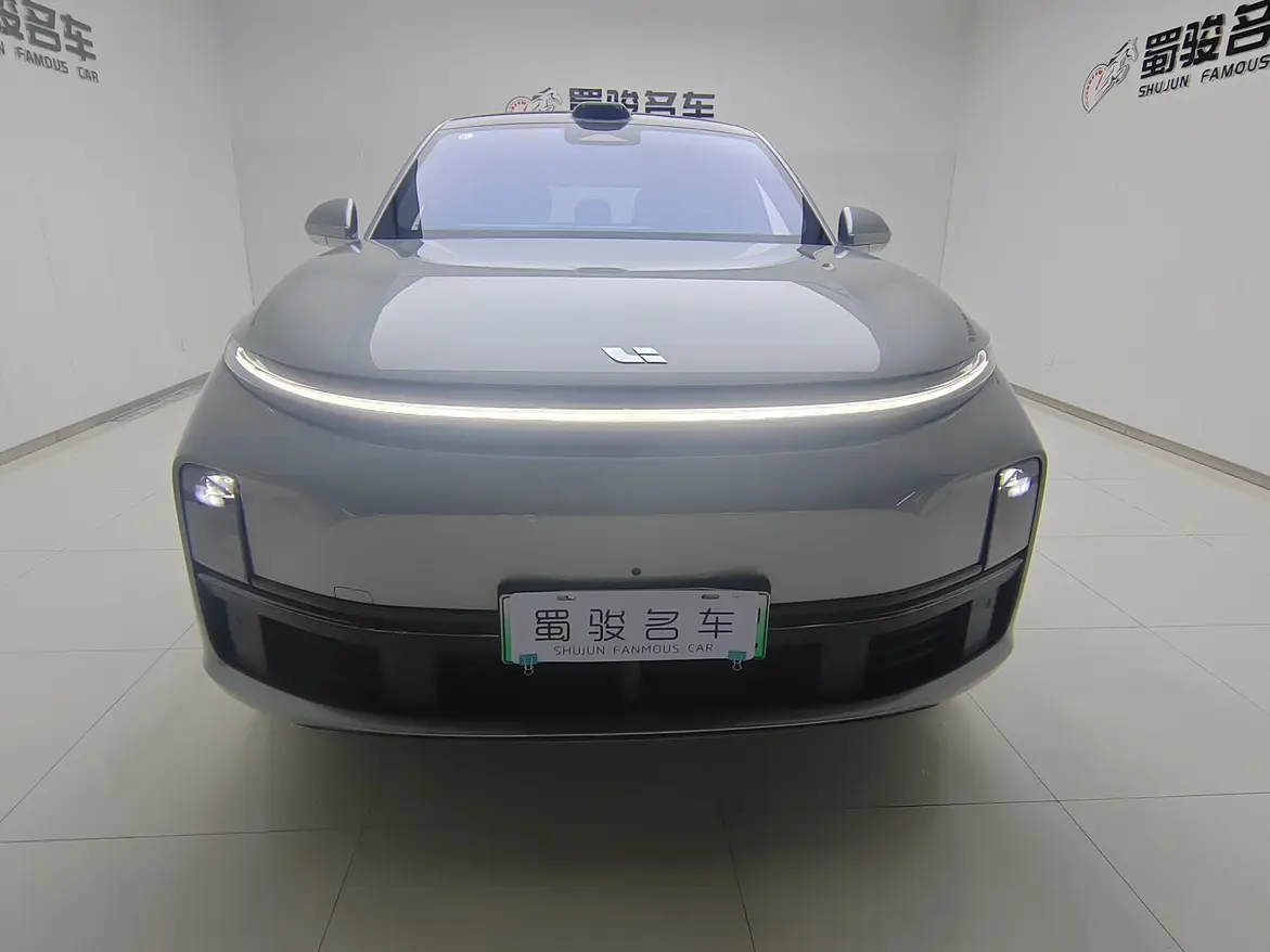 Li L7 (Ideal L7)  из Китая