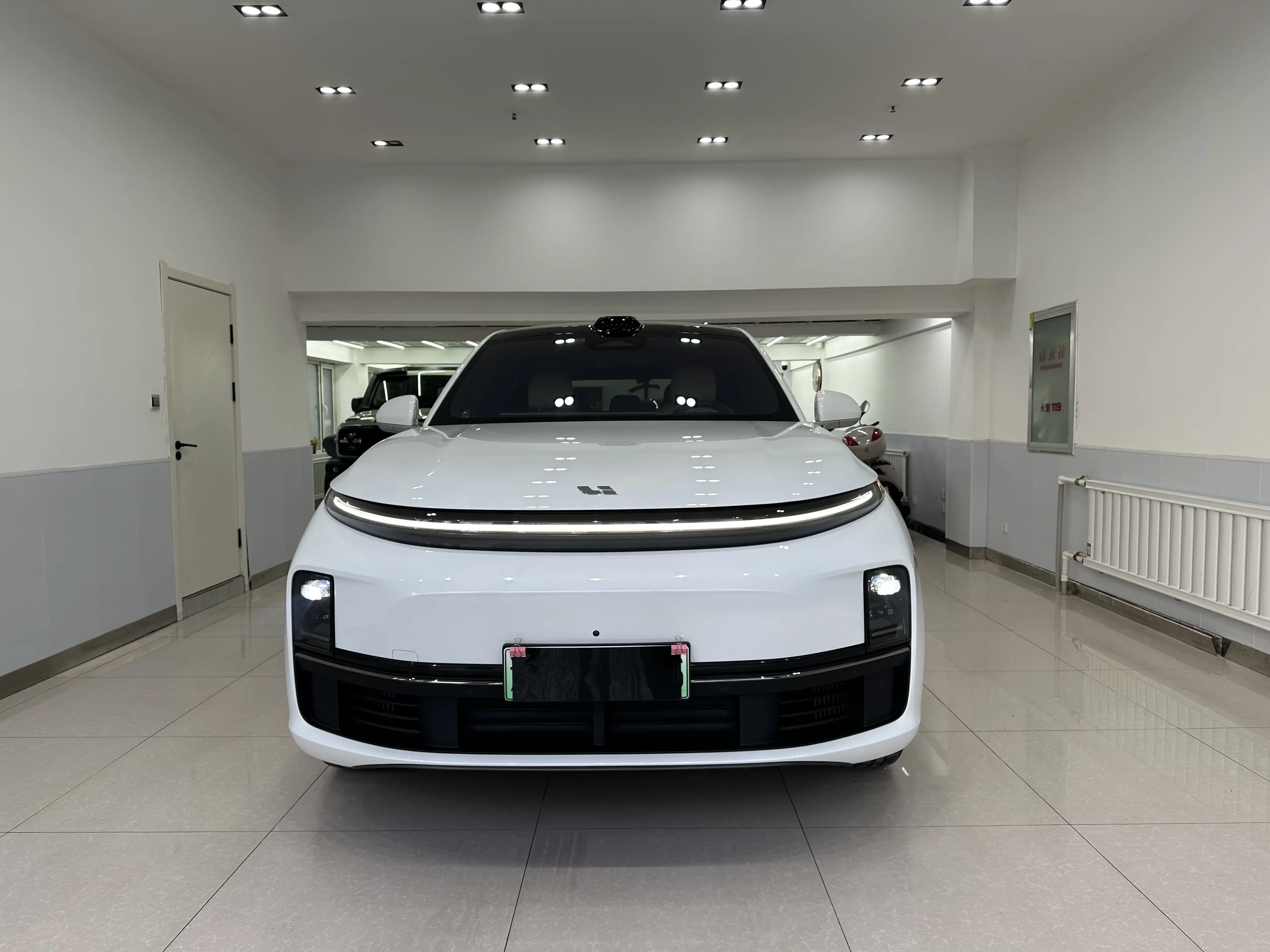 Li L7 (Ideal L7)  из Китая